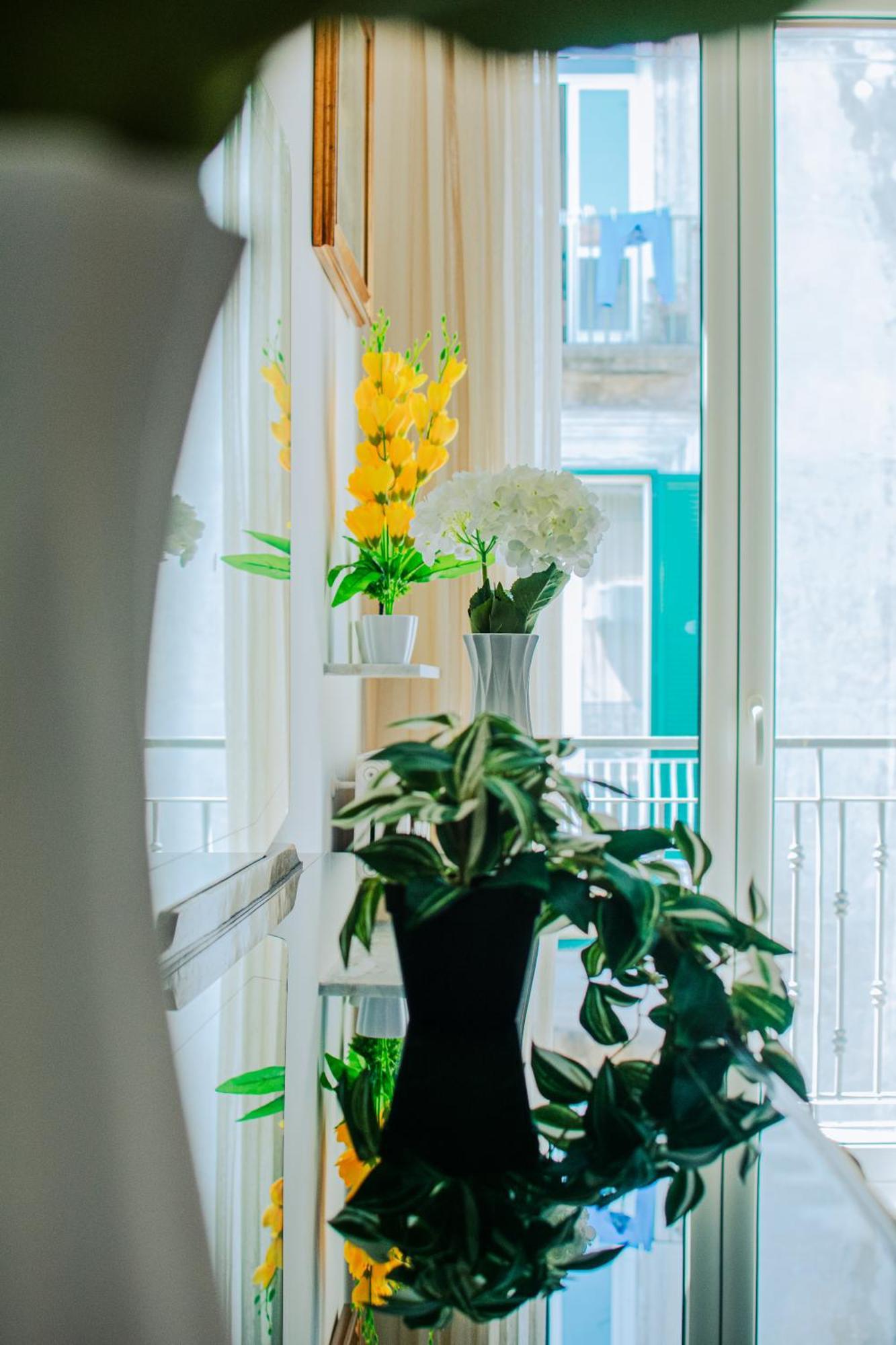 Regina'S Apartment Naples Luaran gambar