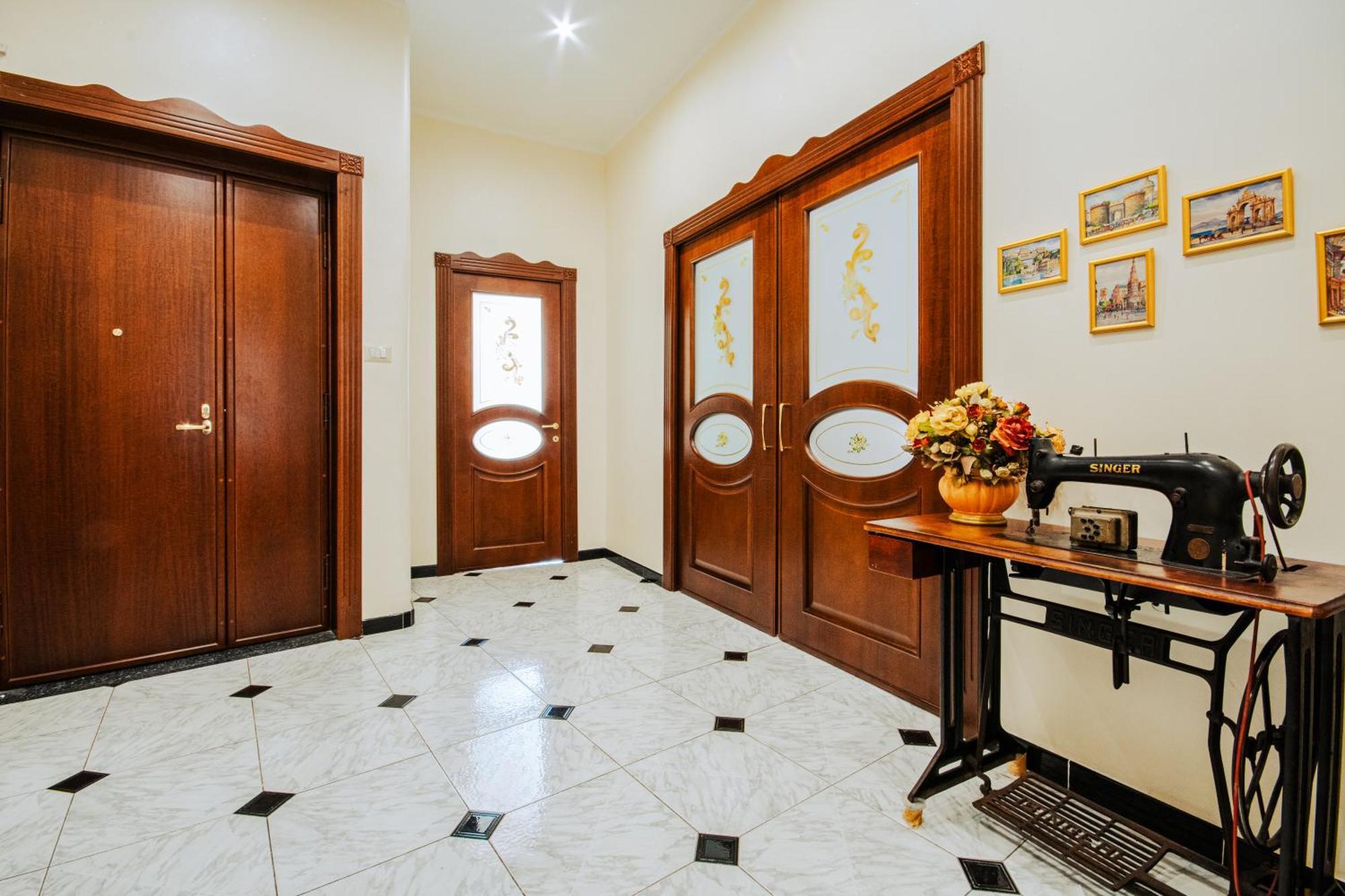 Regina'S Apartment Naples Luaran gambar